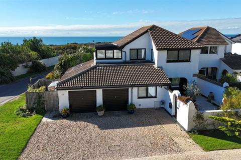 4 bedroom detached house for sale, North Head, Milford on Sea, Lymington, Hampshire, SO41