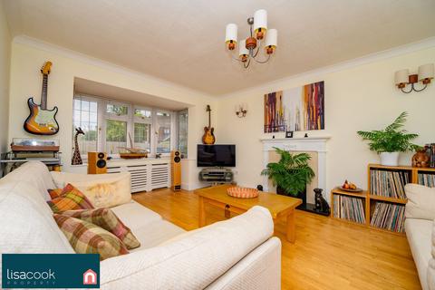 undefined, Ashridge Drive, St. Albans AL2