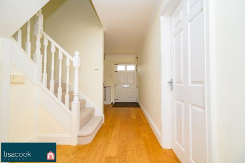 undefined, Ashridge Drive, St. Albans AL2