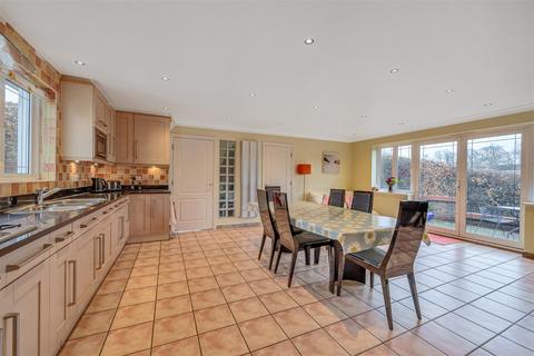 undefined, Clay Lane, Bushey WD23