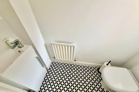3 bedroom link detached house for sale, Redhuish Close, Milton Keynes