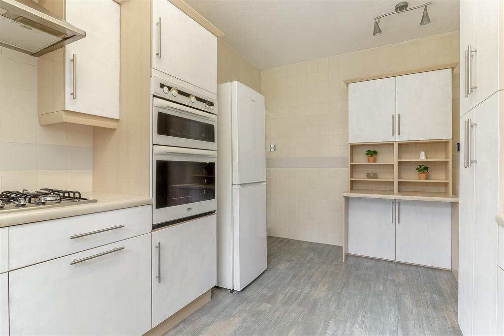 Kitchen - C.jpg