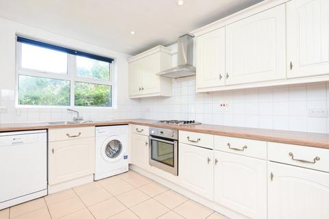 4 bedroom house for sale, Berystede, Kingston Upon Thames, KT2