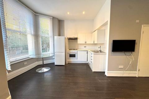 2 bedroom apartment to rent, Edith Grove, Chelsea, London, SW10
