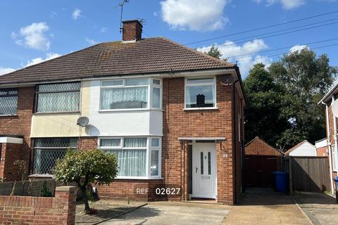 3 bedroom semi-detached house to rent, Maryon Road, Ipswich, Suffolk, UK, IP3 9NL