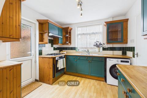 3 bedroom semi-detached house to rent, Maryon Road, Ipswich, Suffolk, UK, IP3 9NL