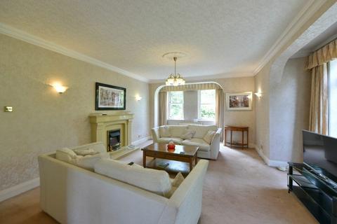 2 bedroom apartment for sale, St. Margarets Road, Altrincham WA14