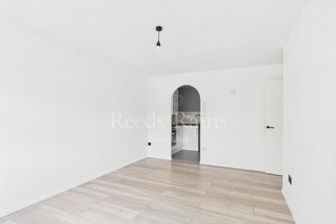 1 bedroom apartment for sale, St. Edmunds Road, Kent DA1