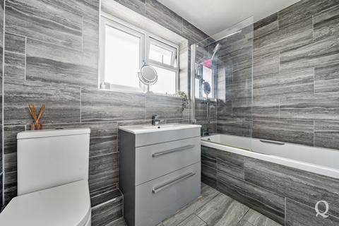 5 Bramley Close, Newington, Sittingbourne, ME9 7NQ