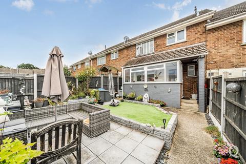 5 Bramley Close, Newington, Sittingbourne, ME9 7NQ