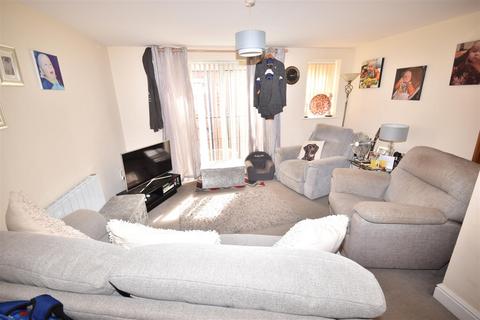 2 bedroom apartment for sale, Willow Tree Close, Lincoln