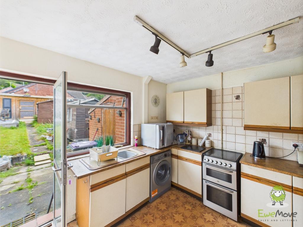 Cam02463 g0 pr0077 still004