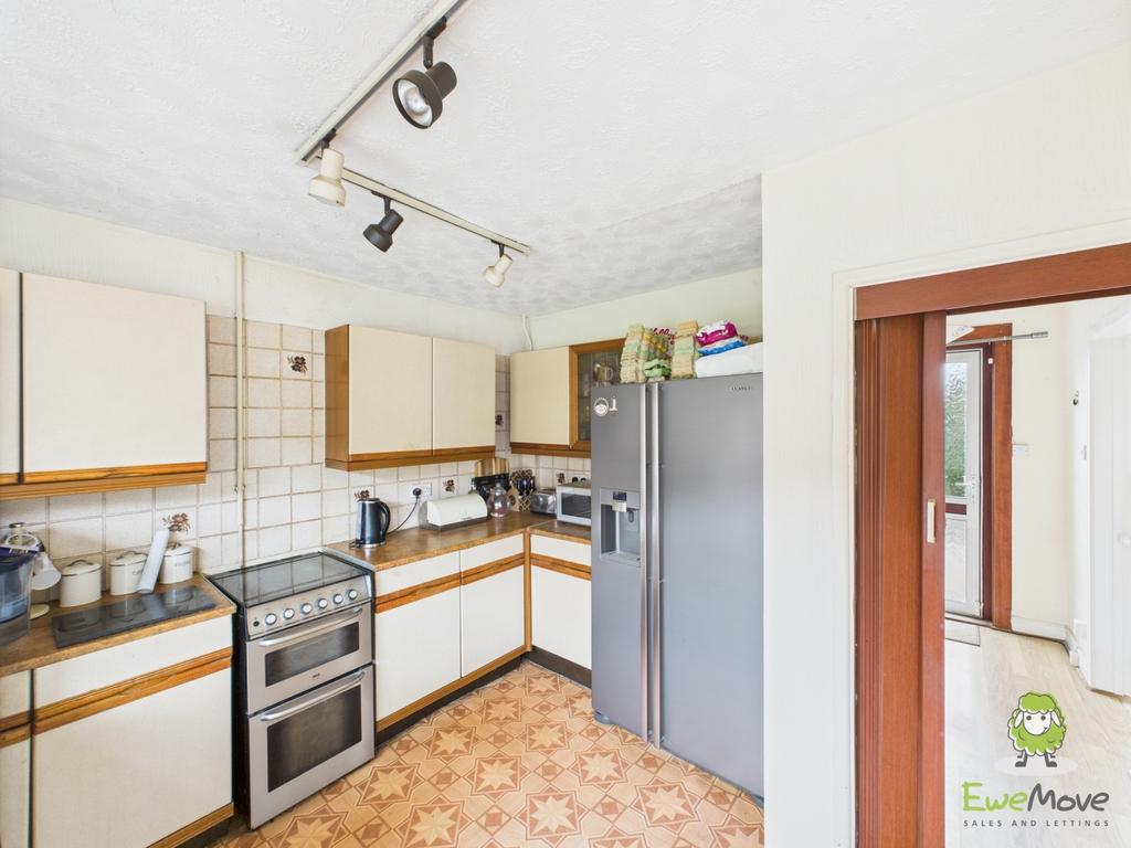 Cam02463 g0 pr0077 still005