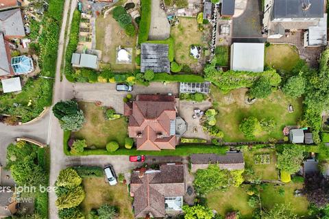 4 bedroom detached house for sale, Springfield Drive, Crewe