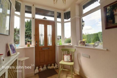 4 bedroom detached house for sale, Springfield Drive, Crewe