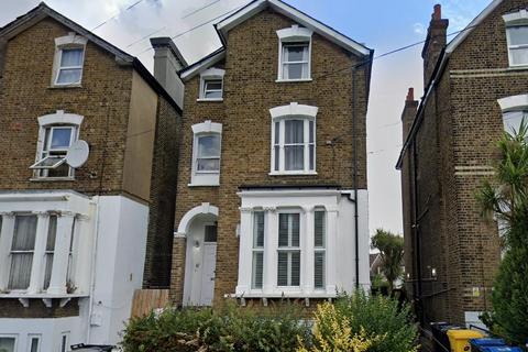 Broad Green Avenue, Croydon