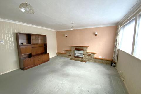 3 bedroom terraced house for sale, Crown Close, Rowley Regis B65