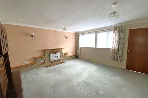 3 bedroom terraced house for sale, Crown Close, Rowley Regis B65