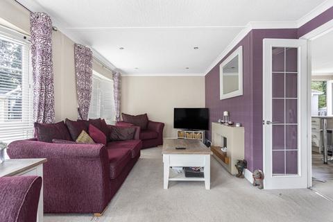 2 bedroom park home for sale, Nightingale Rise, Addlestone KT15