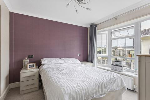2 bedroom park home for sale, Nightingale Rise, Addlestone KT15