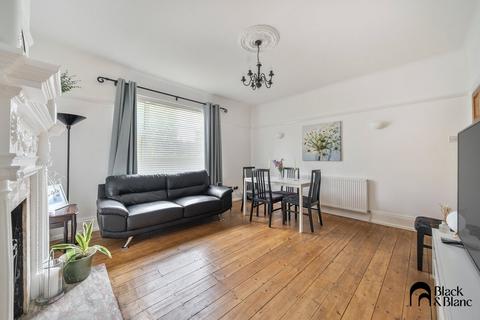3 bedroom maisonette for sale, Rectory Gardens, Rectory Road, Beckenham, Bromley, BR3