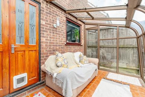 4 Edgefield Close, Old Catton, Norwich, NR6 7HP
