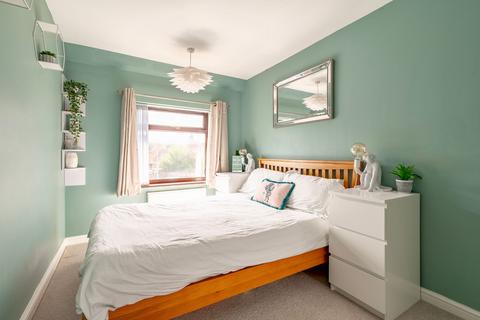 4 Edgefield Close, Old Catton, Norwich, NR6 7HP