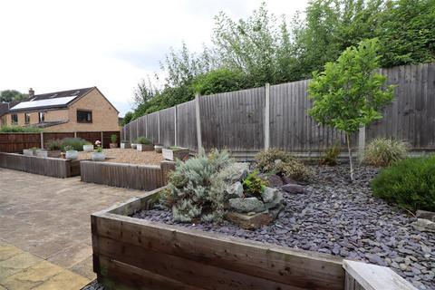 5 bedroom detached house for sale, Milfoil Avenue, Conniburrow, Milton Keynes