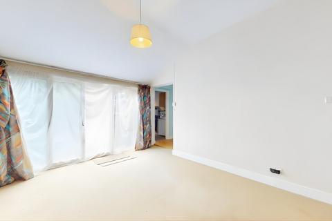 1 bedroom flat for sale, Kew Road, TW9