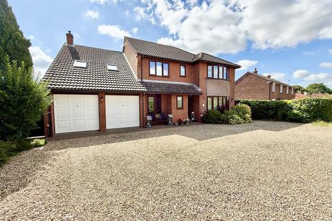 4 bedroom house for sale, Croft Hill, Stokesby, NR29