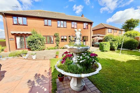 4 bedroom house for sale, Croft Hill, Stokesby, NR29