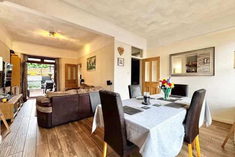 3 bedroom end of terrace house for sale, Albert Avenue, Newport NP19