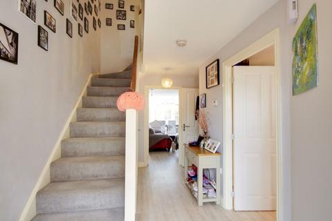 undefined, Knight Close, Haywards Heath, RH16
