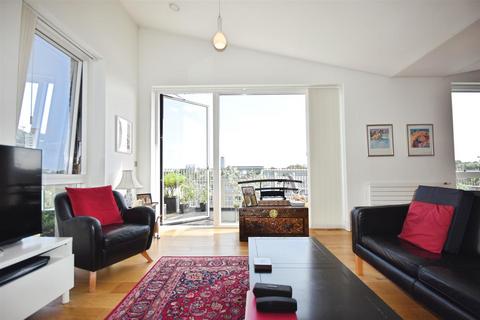 undefined, Halyard Court, Durham Wharf Drive, Brentford