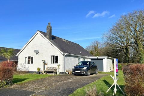 undefined, Bro Dawel, Rhosgoch, Anglesey, LL66