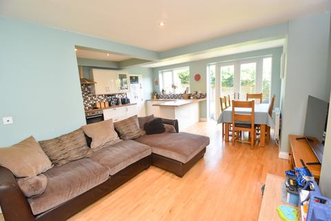 3 bedroom semi-detached house for sale, Canterbury Road, Davyhulme, M41