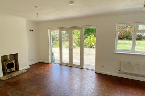 1 Saltdean Way, Bexhill-on-sea, TN39 3SS