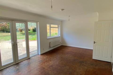 1 Saltdean Way, Bexhill-on-sea, TN39 3SS