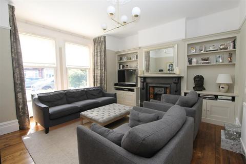 5 bedroom semi-detached house for sale, Onslow Gardens, Wallington SM6