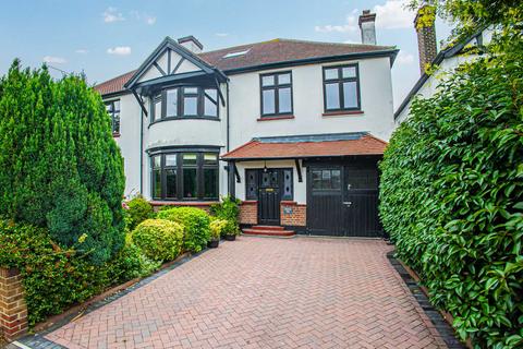 Thorpe Hall Avenue, Southend-on-Sea, SS1
