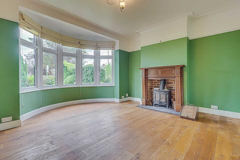 undefined, Thorpe Hall Avenue, Southend-on-Sea, SS1