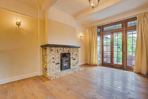 undefined, Thorpe Hall Avenue, Southend-on-Sea, SS1