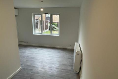 1 bedroom flat to rent, Pycroft Way, London