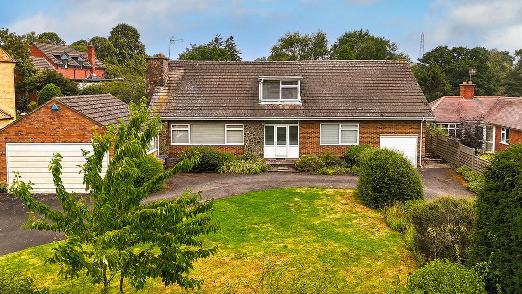 Main Street, Botcheston, LE9 4 bed detached bungalow - £575,000