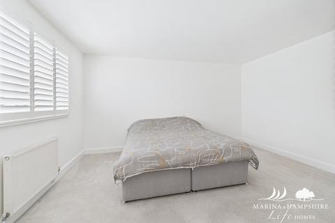2 bedroom apartment for sale, Oyster Quay, Port Solent PO6
