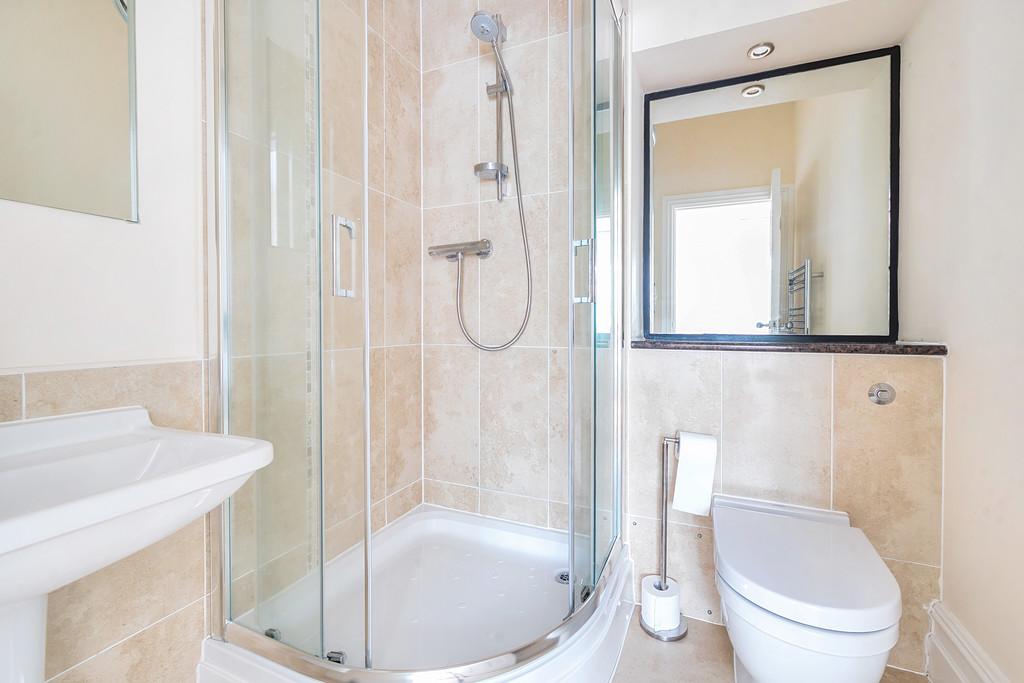 Bedroom Two En Suite