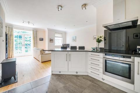2 bedroom apartment for sale, 20 Hazelwood Hall, Hollins Lane, Silverdale, Carnforth, Lancashire LA5 0UD