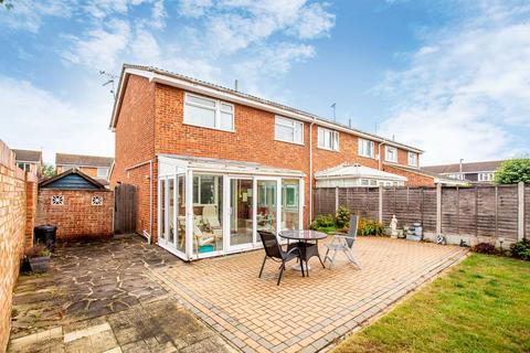 undefined, Yarnacott, Southend-on-sea SS3