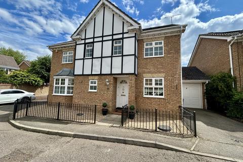 18 Harrier Way, Waltham Abbey, EN9 3JQ