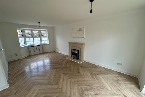 18 Harrier Way, Waltham Abbey, EN9 3JQ